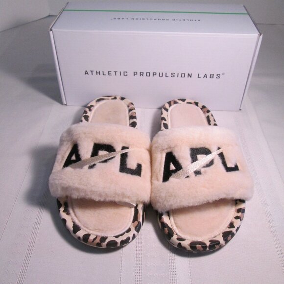 APL Shoes - APL Women’s Shearling Slides Size 7 – New in Box